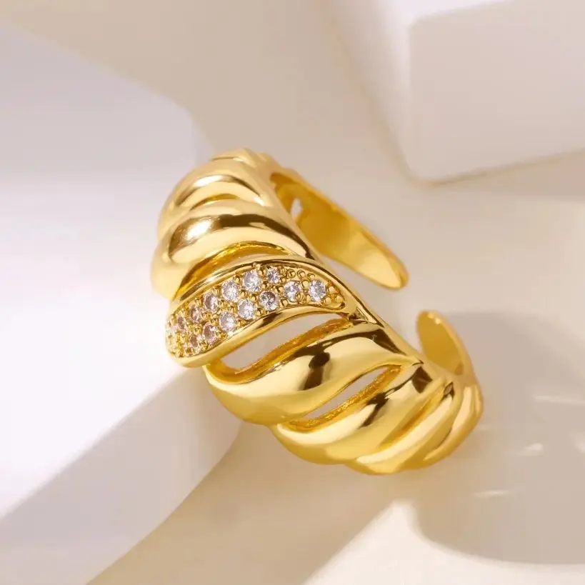 Zircon Croissant Rings 18K Gold-Plated Stainless Steel Couple Ring