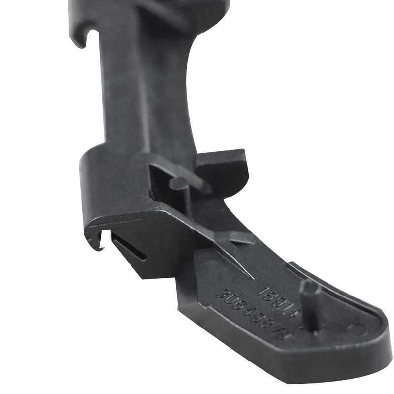 Car Hinge Bracket Tank Fuel Flap Hinge for Volvo V70 S60 S80 XC90 30649879 9483545 31265160