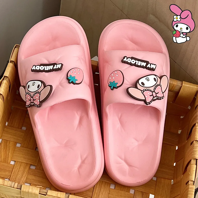 

Женские летние шлепанцы Kulomi, милые домашние тапочки с толстой подошвой, HelloKitty, мультяшный рисунок, снаружи, санrio Kuromi