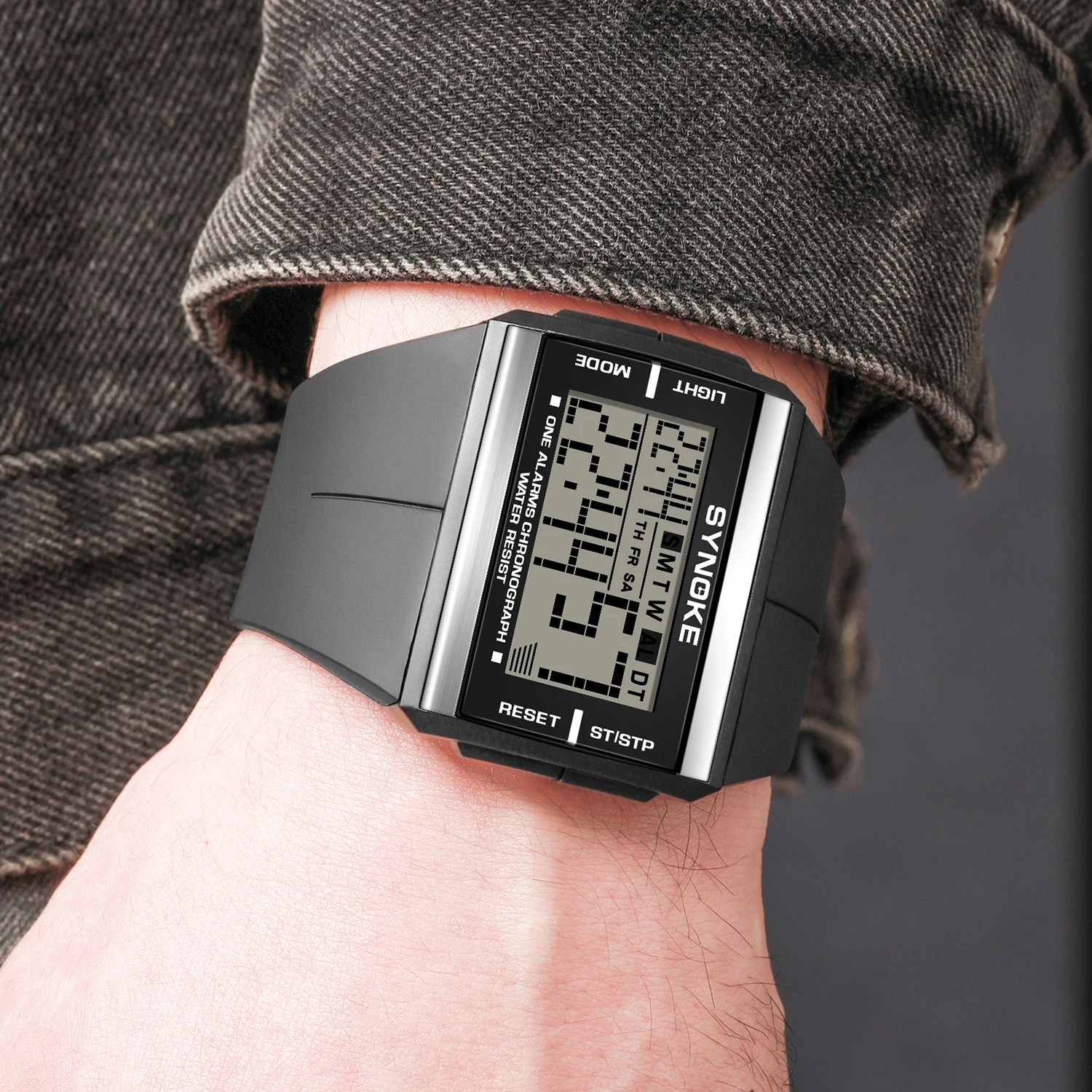 Digital Sports Watch: 50m Waterproof, Reliable & Stylish, Perfect for Every Adventure 5