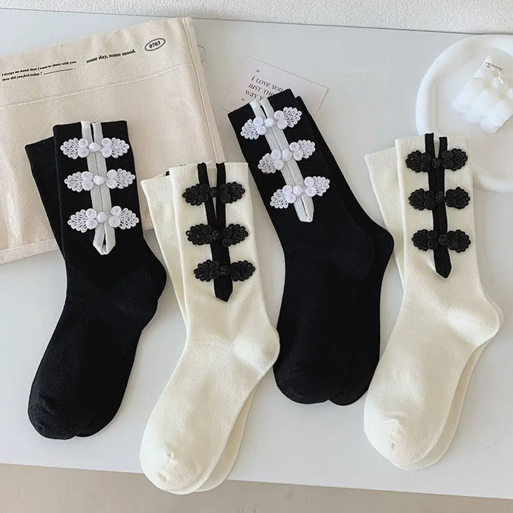 

JK Socks Embroidered Female Autumn and Winter Calf Socks Hollow Cheongsam Buckle Socks Cotton Hosiery Tube Socks Women Socks