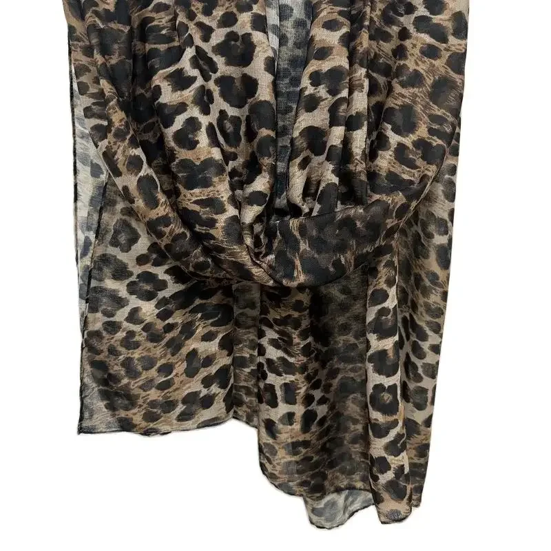 New Leopard  Printed Hijab Breathable Light Weight Soft Cotton Rayon Viscose Woven Modal Muslim Women Shawl Hijab Scarf 6