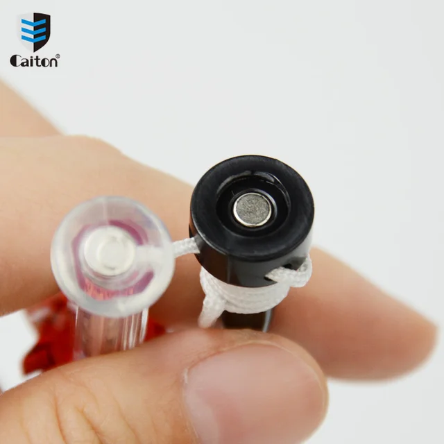 골프 스윙 향상의 혁명: 볼 티와 마그네틱 볼 홀더의 조합