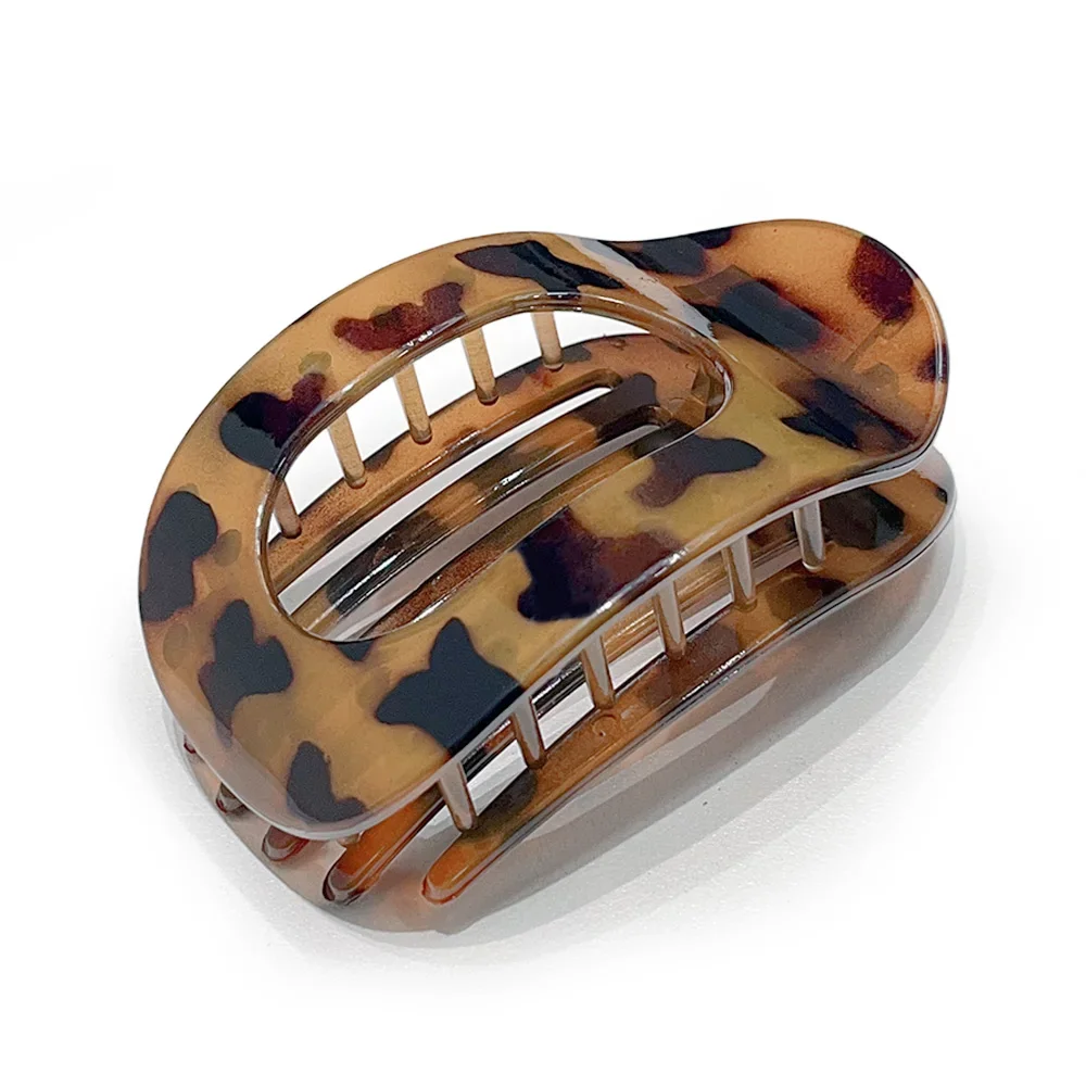 Leopard Print Matte Oval Hair Claw Clip for Women – Stylish Acrylic Hair Accessory