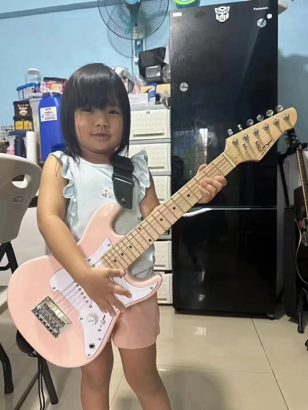 Professional Mini Electric Guitar for Children 6 Strings Music Travel Custom S T