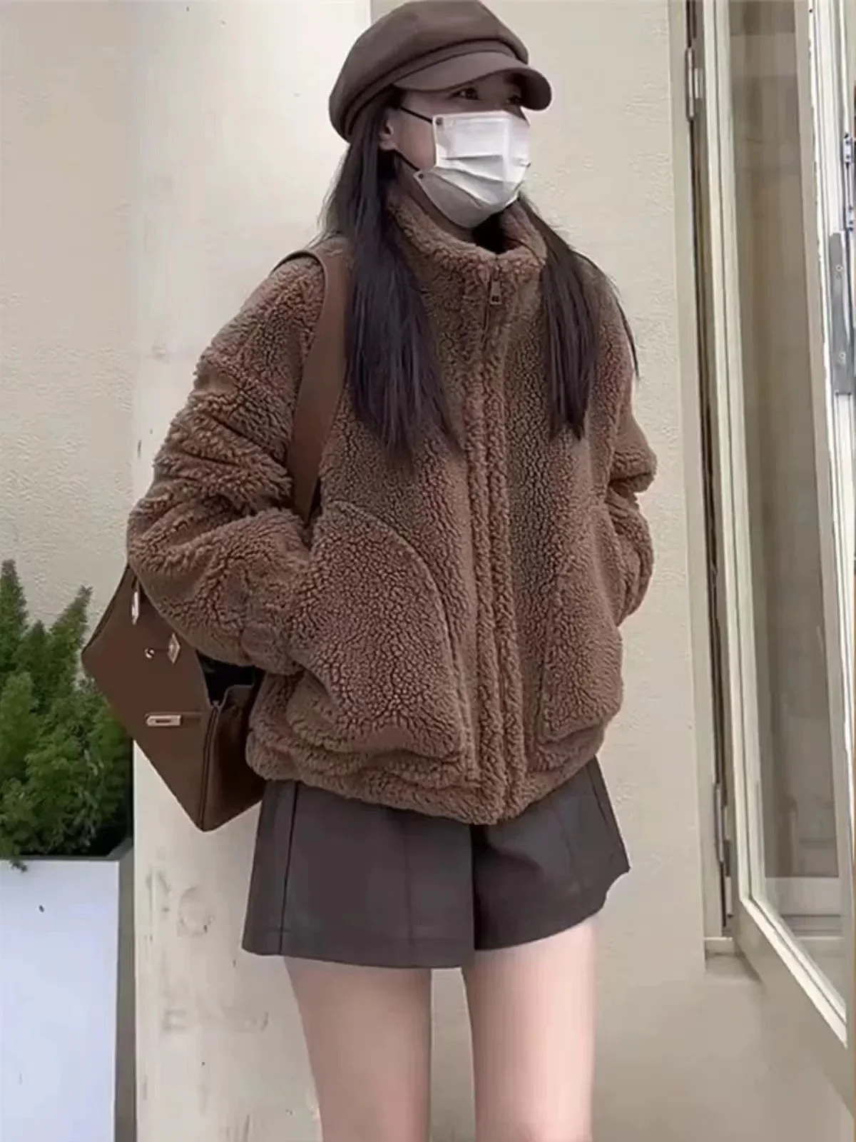 Lamb Fur Jacket Women Short Sleeveless Stand Collar Korean Style Autumn Winter Coat Small Size Fake Lamb Velvet Outerwear