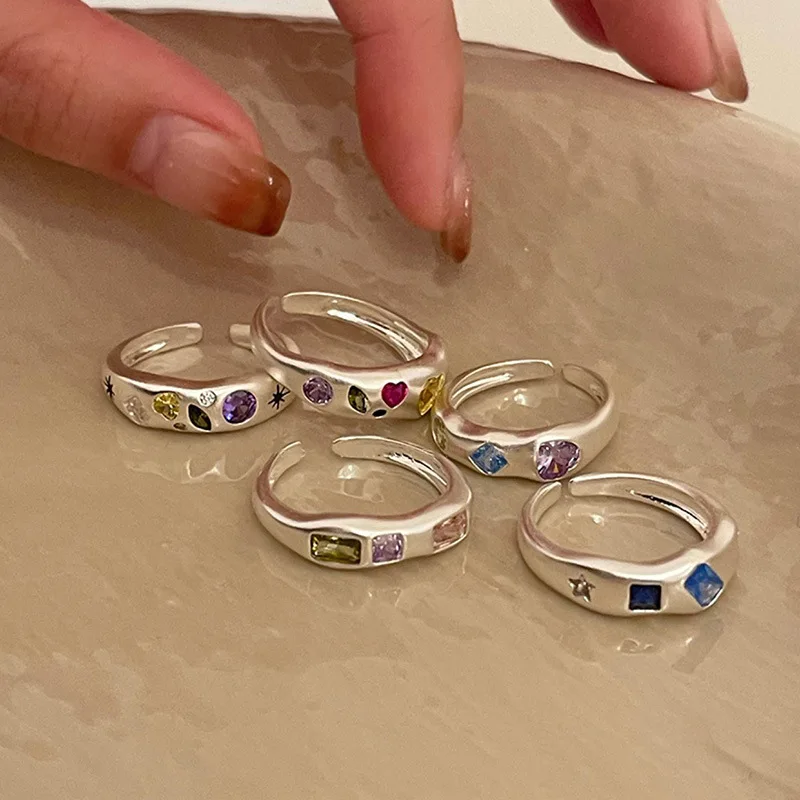Kolorowa cyrkonia pierścionki dla kobiet nieregularny matowy metalowy pierścionek Retro osobowość indeks biżuteria na palce Hip Hop akcesoria dziewczęce prezent