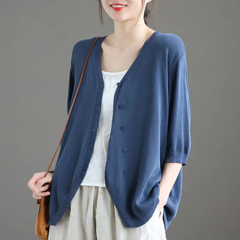 

Ice silk new mid-sleeved knitted cardigan suntan protective clothing large loose Korean version of thin air-conditioning shirt