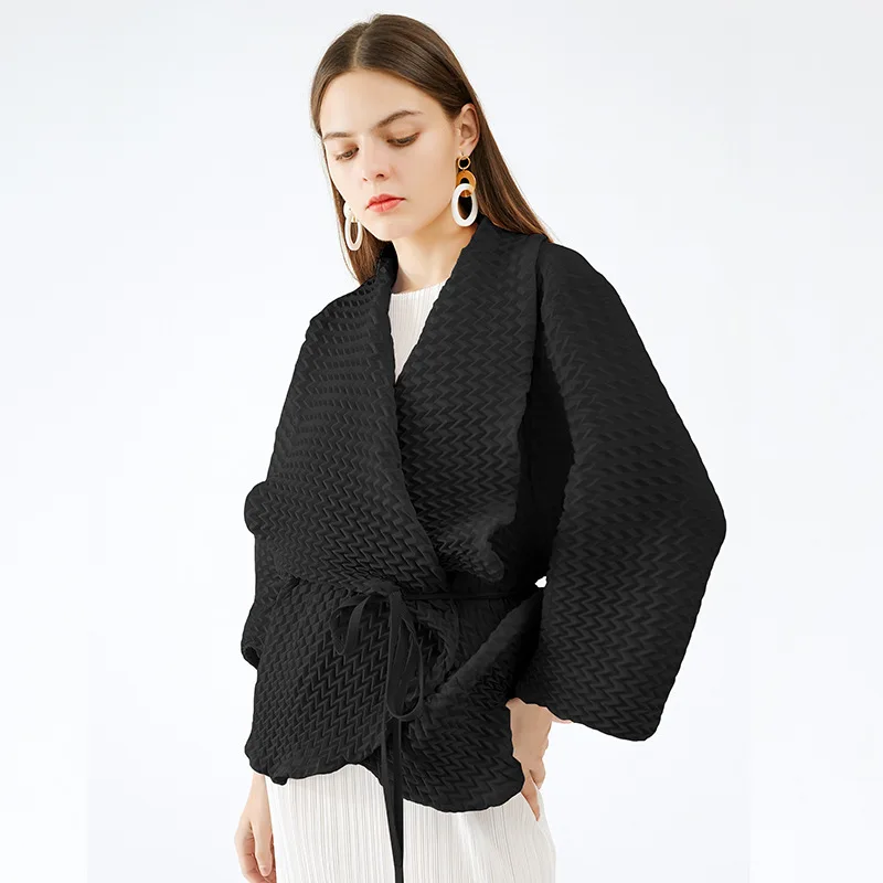 

Miyake's new pleated jacket women's summer loose bat sleeve jacket solid color lapel long-sleeved outer wear