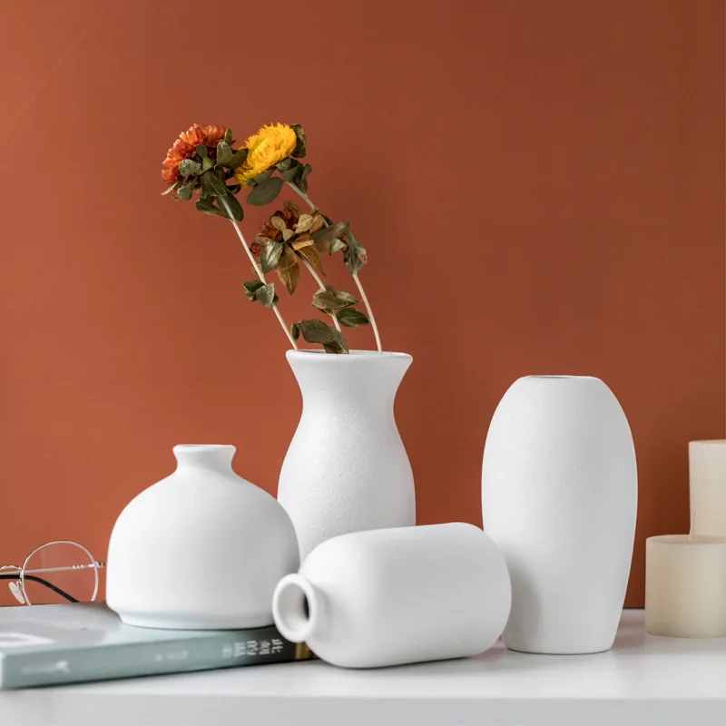 

Ceramic Vase Small Flower Vases for Rustic Home Decor Modern Farmhouse Living Room Decor ornament Matte white flower arrangement