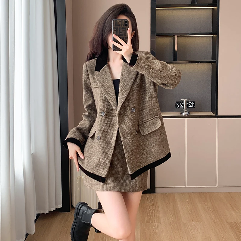 

Fall Fashion Suit 2024 Elegant Korean Version of the Casual Suit Jacket + Half-body Skirt Elegant Chic Temperament Two-piece Set