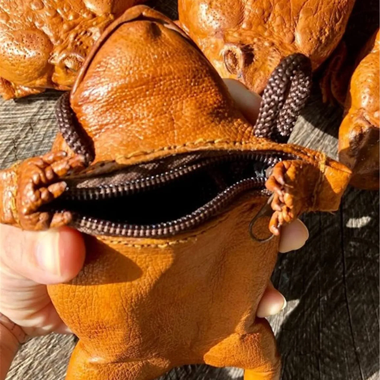 Fashionable Sugar Cane Toad-Full-Body Purse, Coin Pouch Made From