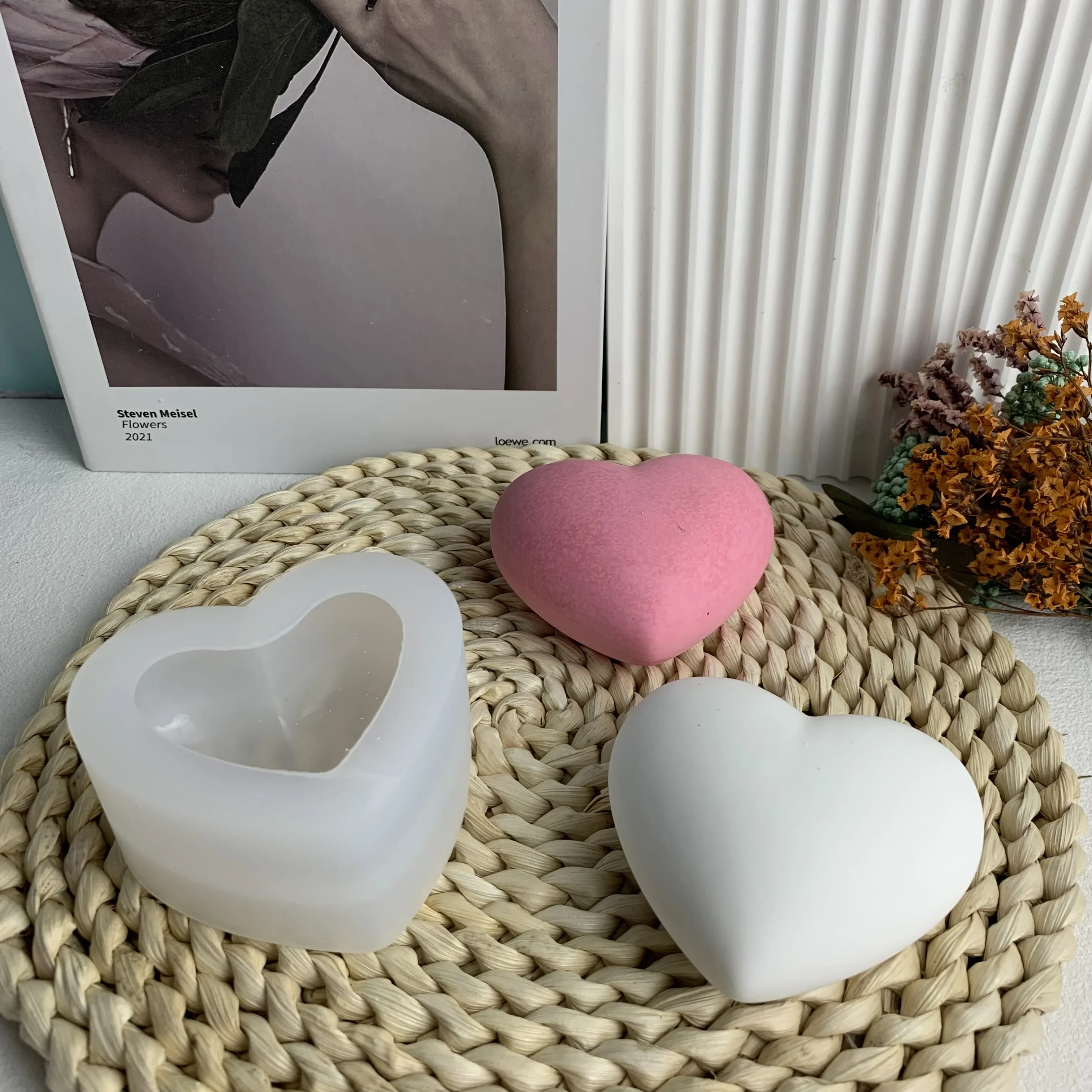 3D Love Heart Silicone Candle Mold DIY Aromatherapy Plaster Soap Mold Home Decor Ornament Handmade Candle Making Resin Molds