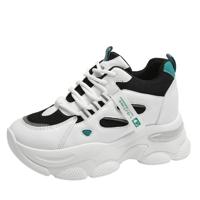 زيادة داخلية أحذية بيضاء صغيرة للنساء 2024 صيف جدي...