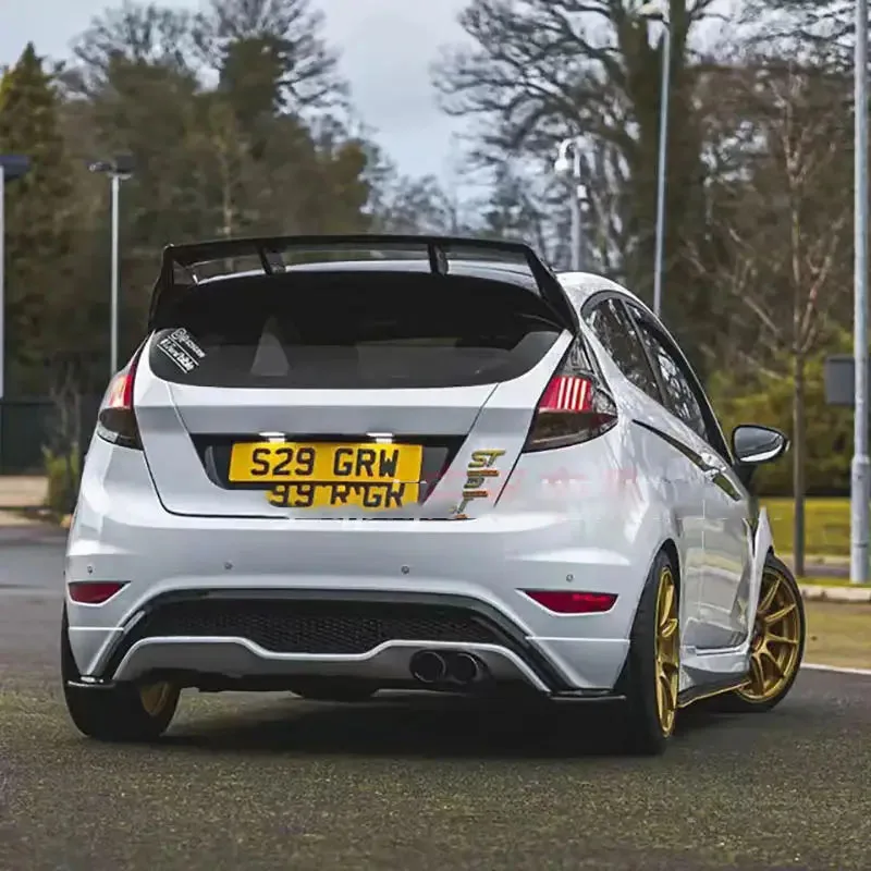 

Dopo il labbro of paraurti для ford fiesta body kit dal 2009 al 2016 версия Обычная обновленная версия ST