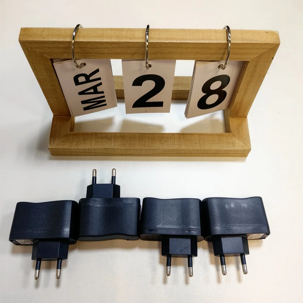 Black USB EU Plug or Adapter for Digital Wall Clock Alarm Clock Input :10-220V 0.1A Output:5V 0.5A