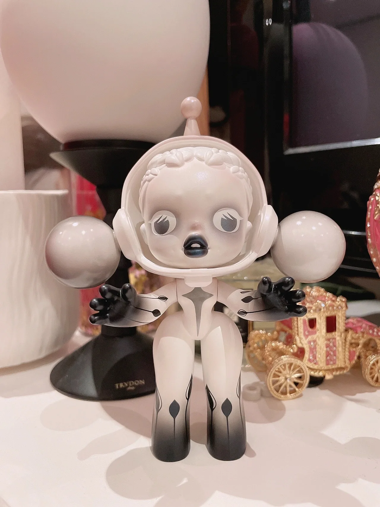 Оригинальная кукла наблюдения SKULLPANDA