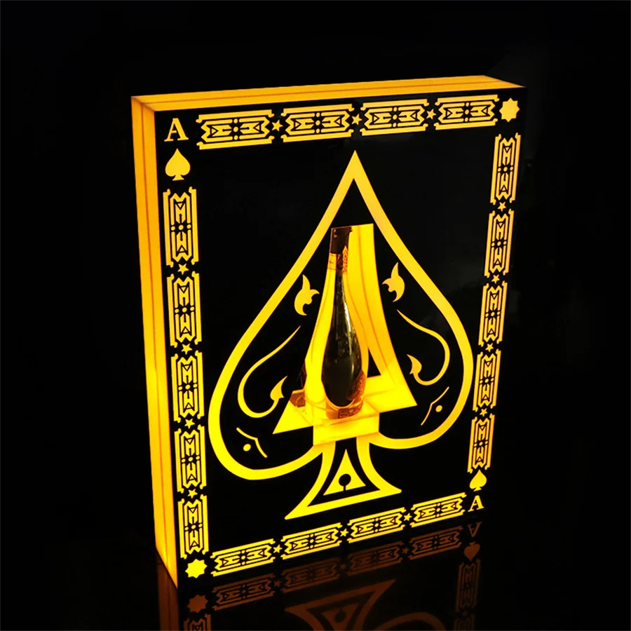 Рисунок 3 - Флакон Ace of Spades VIP дисплей