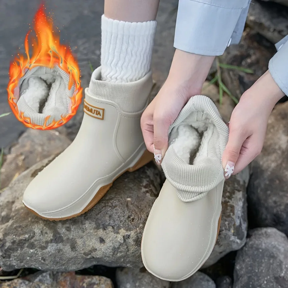 Bottes pluie hiver pêche homme chaudes pelucheuses imperméables antidérapantes couple travail mode