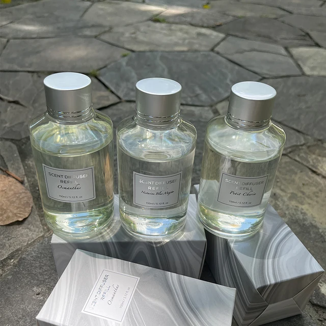 리드 디퓨저 리필 오일로 향기를 오랜 시간동안 유지