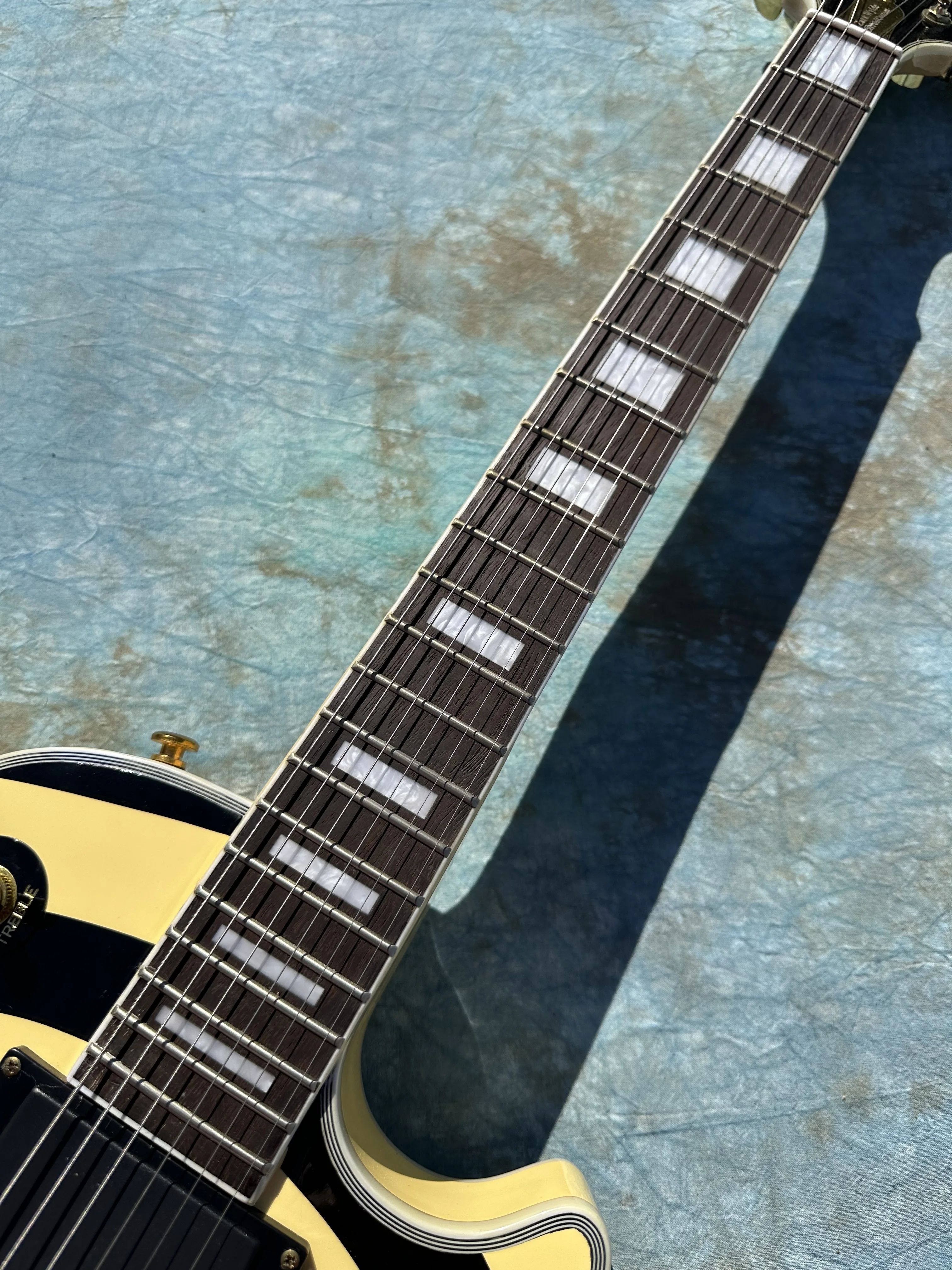 electric guitar ZAKK guitar gold accessories EMG pickup classic black and white stripes in stock lightning pack electric guitar