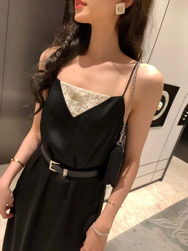 

Sexy Nightclub British Korean Luxury Fashion Casual Trend Elegance Slim Lace Letter Print Hanging Strap Dress