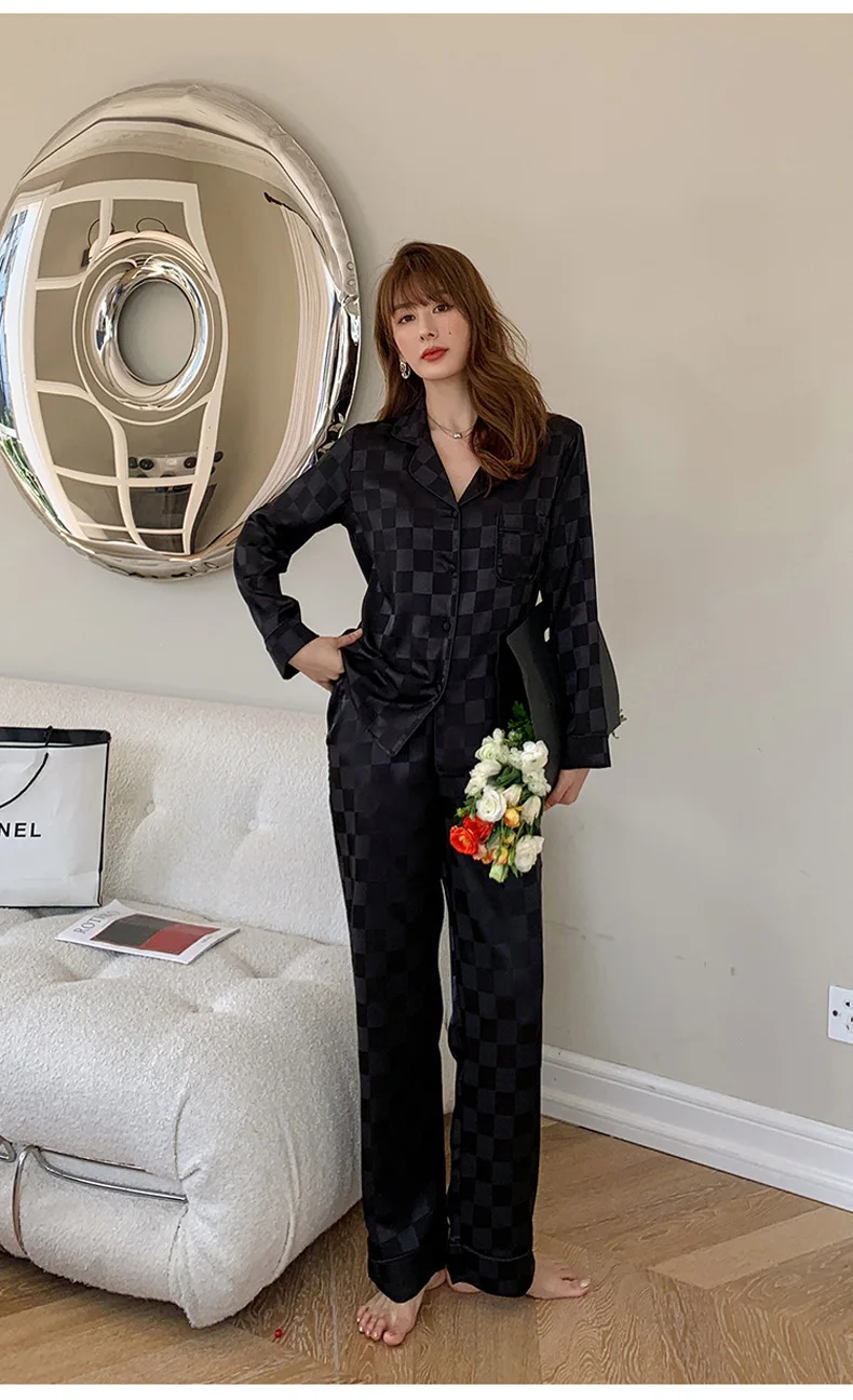 Рисунок 2 - Женский модный дизайнерский комплект из 2 предметов