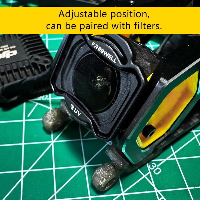 Support caméra antenne TPU pour drone FPV O4 Pro SpeedyBee Master5 V2, gros plan sur le matériau flexible et les vis.