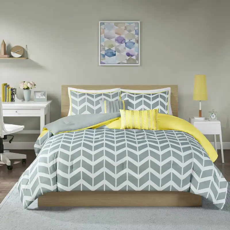 

Apartment Darcy Ultra Soft Bedding Comforter Set, /Cal , Yellow