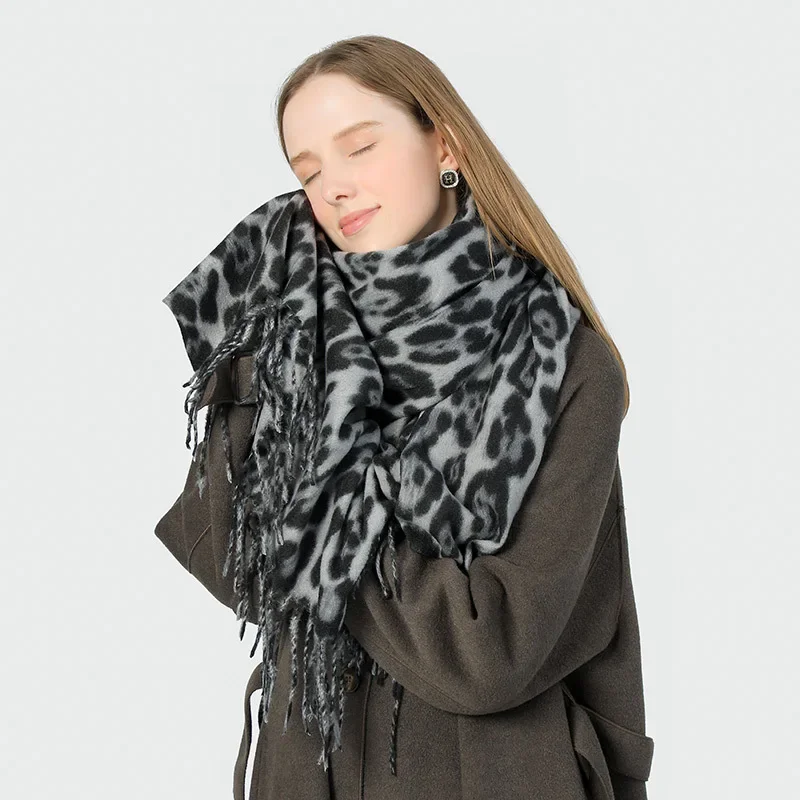Luxury Leopard Print Cashmere Pashmina Shawl - Winter Warmth Women's Fashion Scarf with Fringe