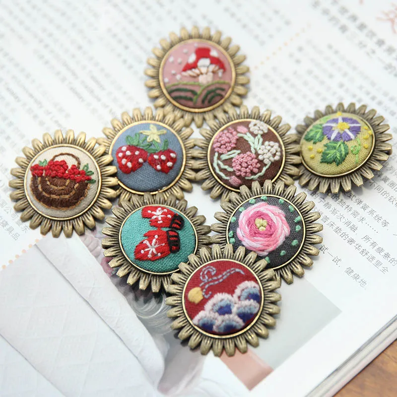 DIY Brooch Embroidery Art Kit Necklace Pendant for Beginner