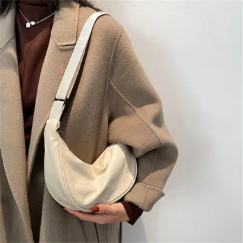 1 قطعة النايلون بلون الصلبة للنساء سعة كبيرة السفر Crossbody نصف القمر اليومية الشارع حزمة مراوح الخصر حقيبة المحافظ وحقائب اليد 4