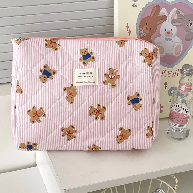 1pc Quilted Bear Cute Makeup Bag Floral Cosmetic Bag Women Girl Travel Toiletry Bag Organizer Cotton Makeup Brushes Storage Case 3