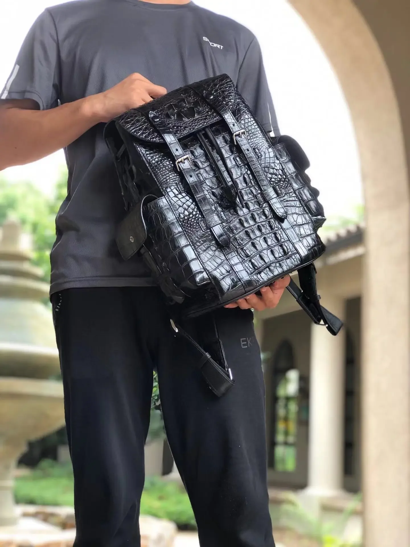 2024 New Brand Genuine Leather Crocodile Skin Men Backpacks Real Natural Leather Student Backpack Boy Luxury Computer Laptop Bag 6