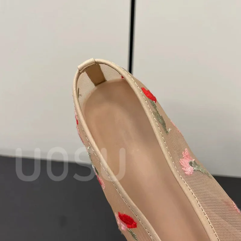 Designer Luxury Women Flats Mesh Cutout Style Ballet Shoes Rose Pattern Sandals Breathable Comfortable Sheepskin Insole Banquet