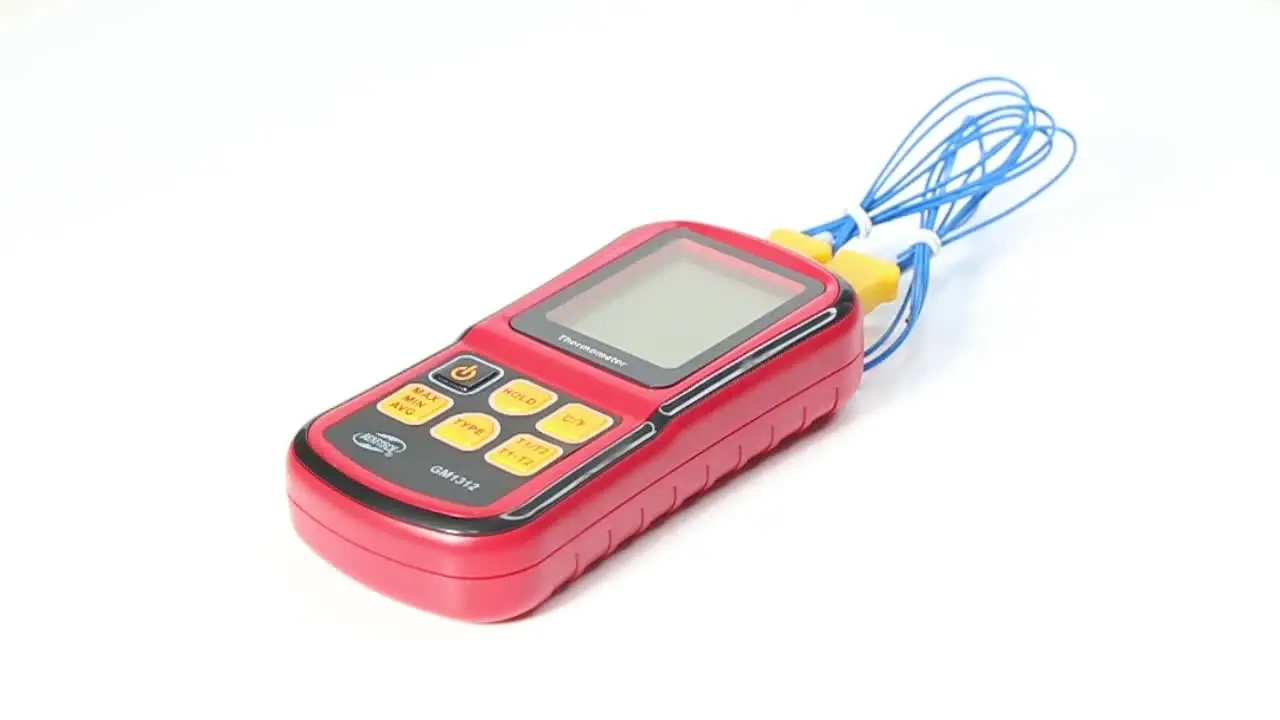 Термометр BENETECH GM1312 цифровой лазерный уличный ручной датчик температуры