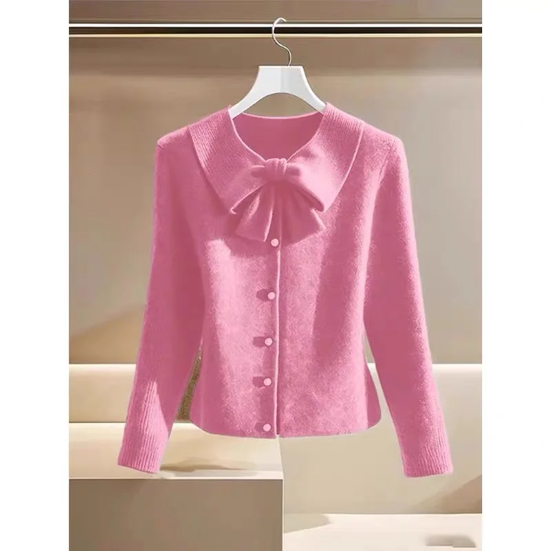 Malva | Women's knitted sweater with warm bow and V-neck main image 0