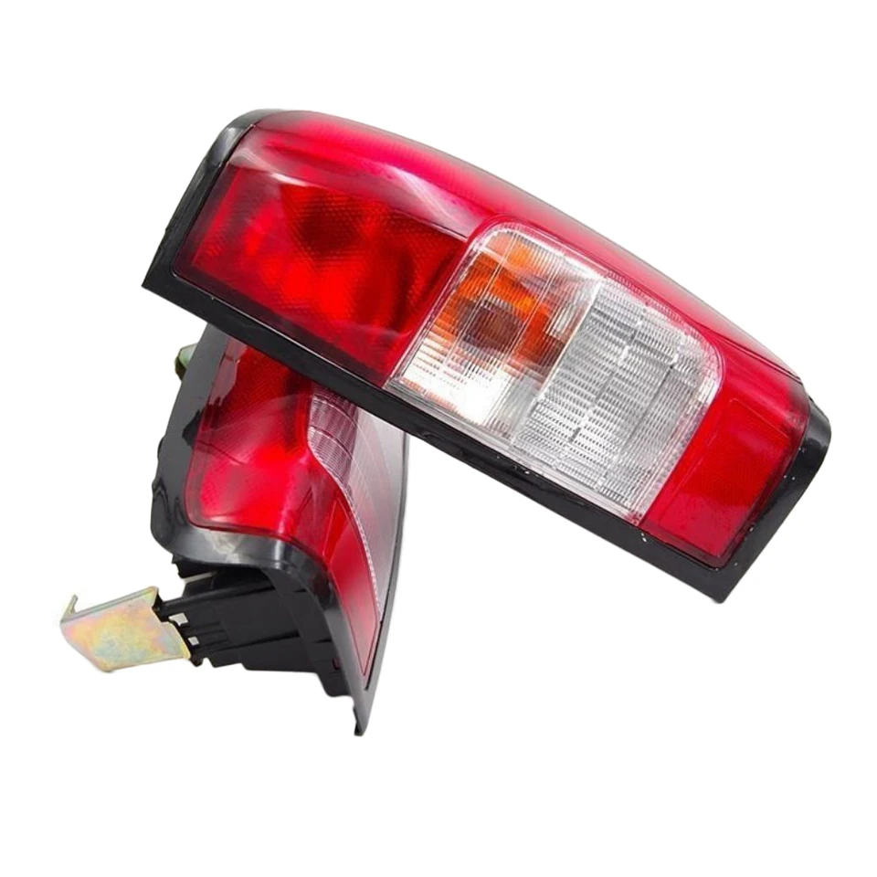 Car Rear Tail Light Brake Lamp For Nissan Navara D22 Ute DX ST ST-R 1997-2015 RLN026-EU-R/RLN026-UK-L Auto Accessories