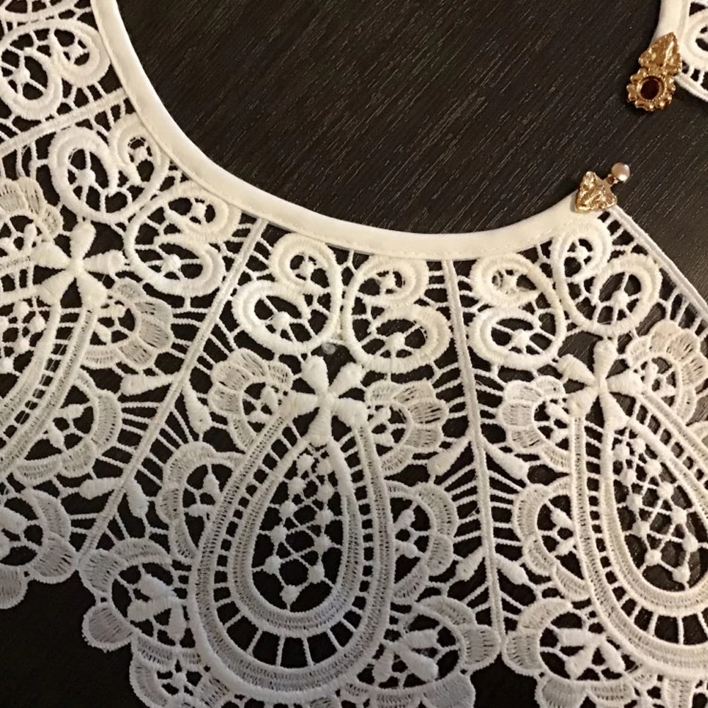Women Lace Fake Collar Doll Collar Detachable Shirt False Blouse Top Women Clothes Accessories