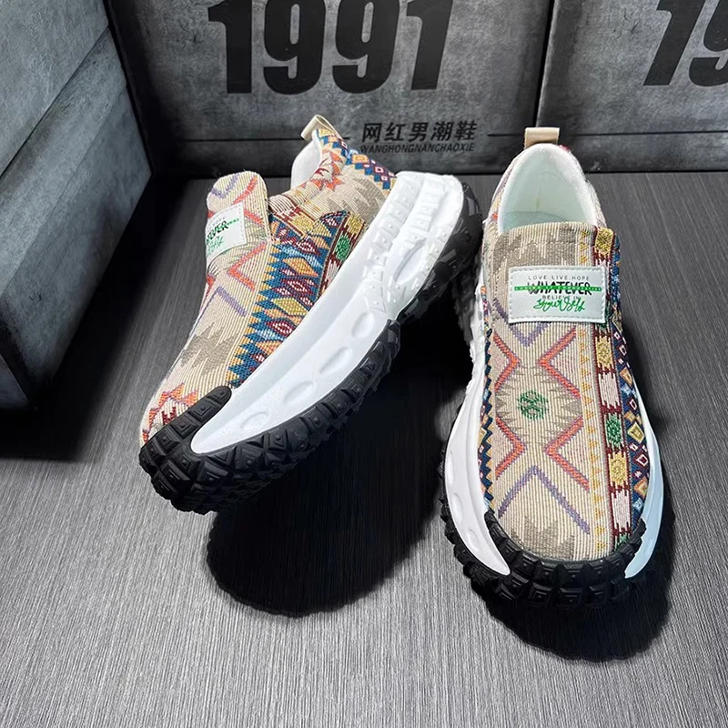 أحذية رجالية قماشية على الطراز الصيني القديم 2025...