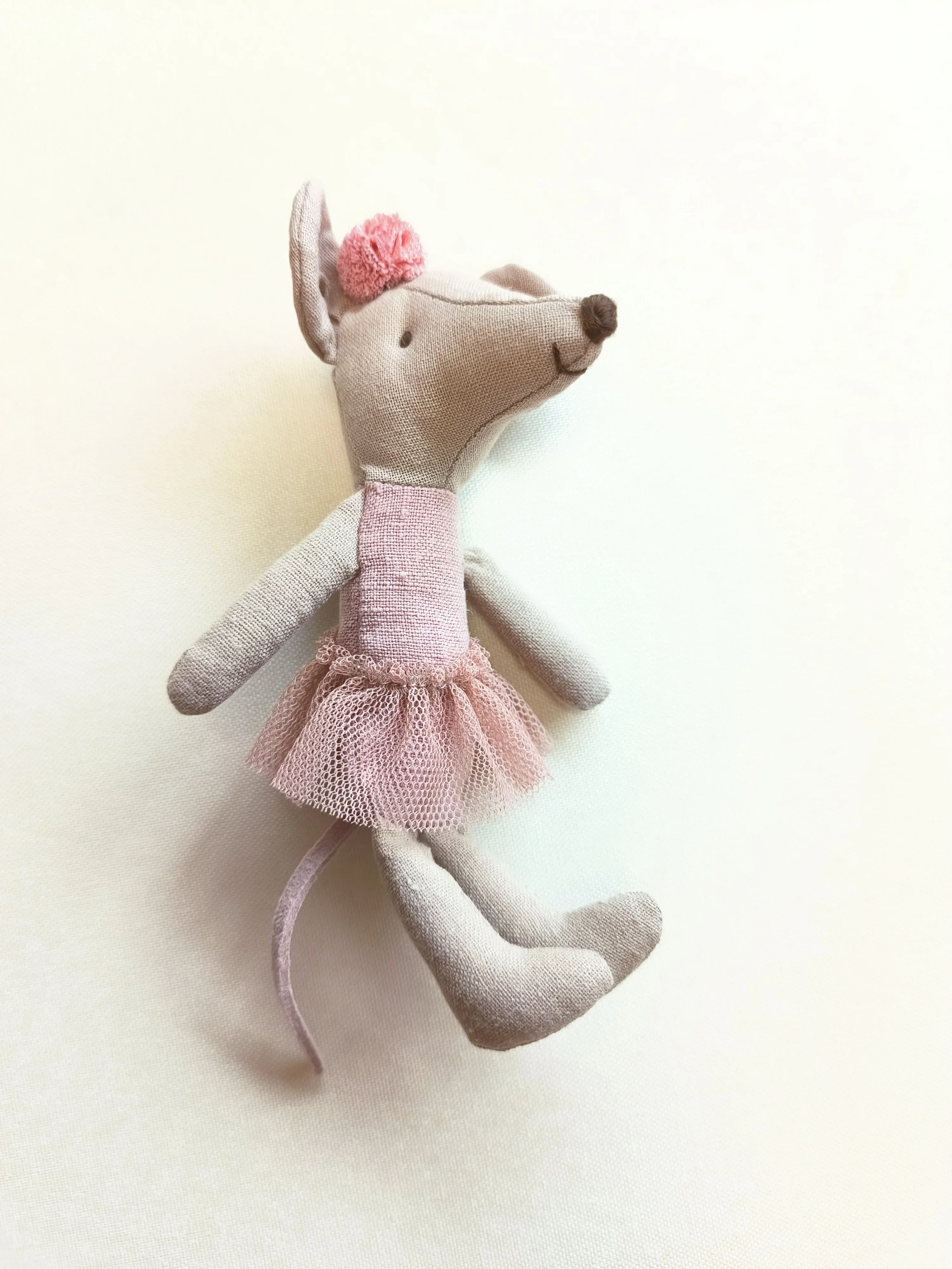 thumbnail image 1 of Ratón de peluche de hada de los dientes con bolsa de recolección, ratón ángel de peluche de punto, ratón de lino y algodón, pequeños ratones, juguetes de bolsillo, animales de peluche para niños, 1 of 5