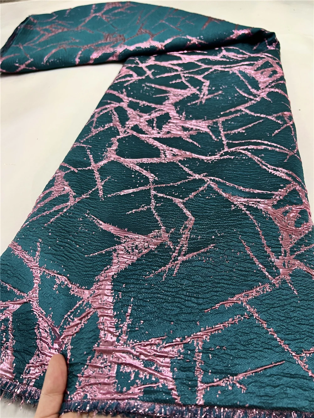 

Органза жаккардовая Высококачественная многоцветная Водорастворимая швейцарская французская африканская Тюль кружевная ткань для платья 5 ярдов/партия