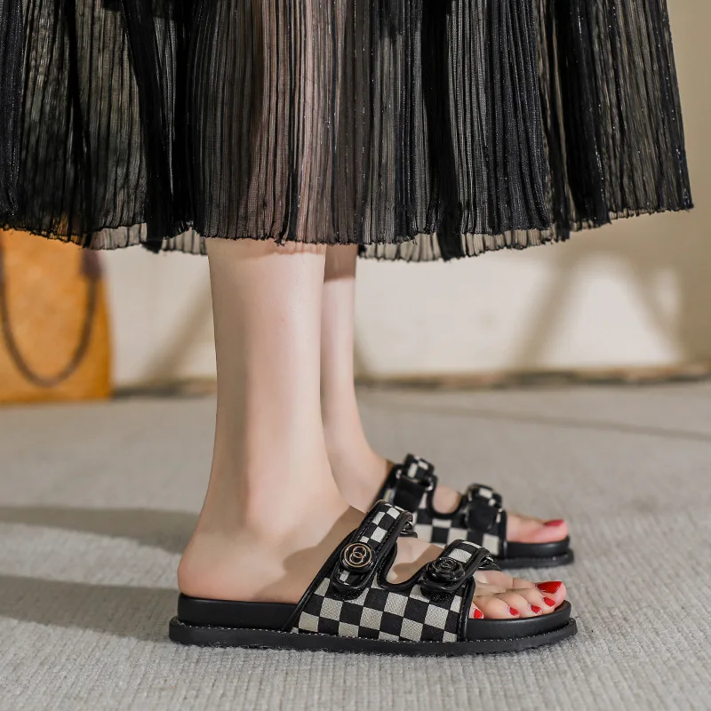 Thick Sole Outwear 2023 New Summer Back Hollow One Line with Beach Outgoing Roman Women's Sandals Slide