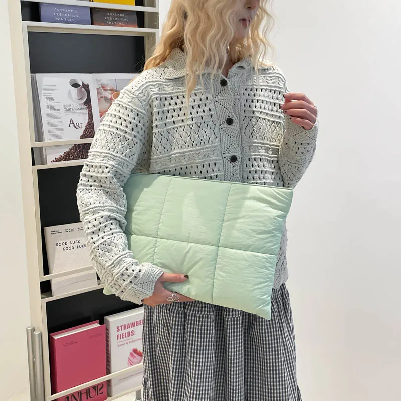 Classic Clutch for Women Fashion A Large Capacity Flat Bag Ample Pockets for Autumn and Winter Candy Colored Handbag for Girls - 2