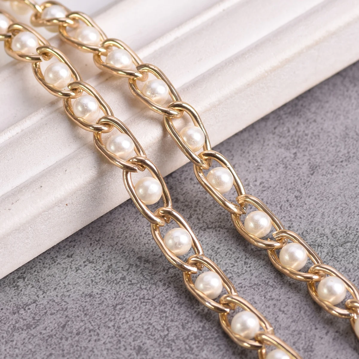 

Light Gold Color Plated 16x8mm Aluminium Metal Pearl Open Link Chain For Jewelry Making DIY Handbag Belt Strap