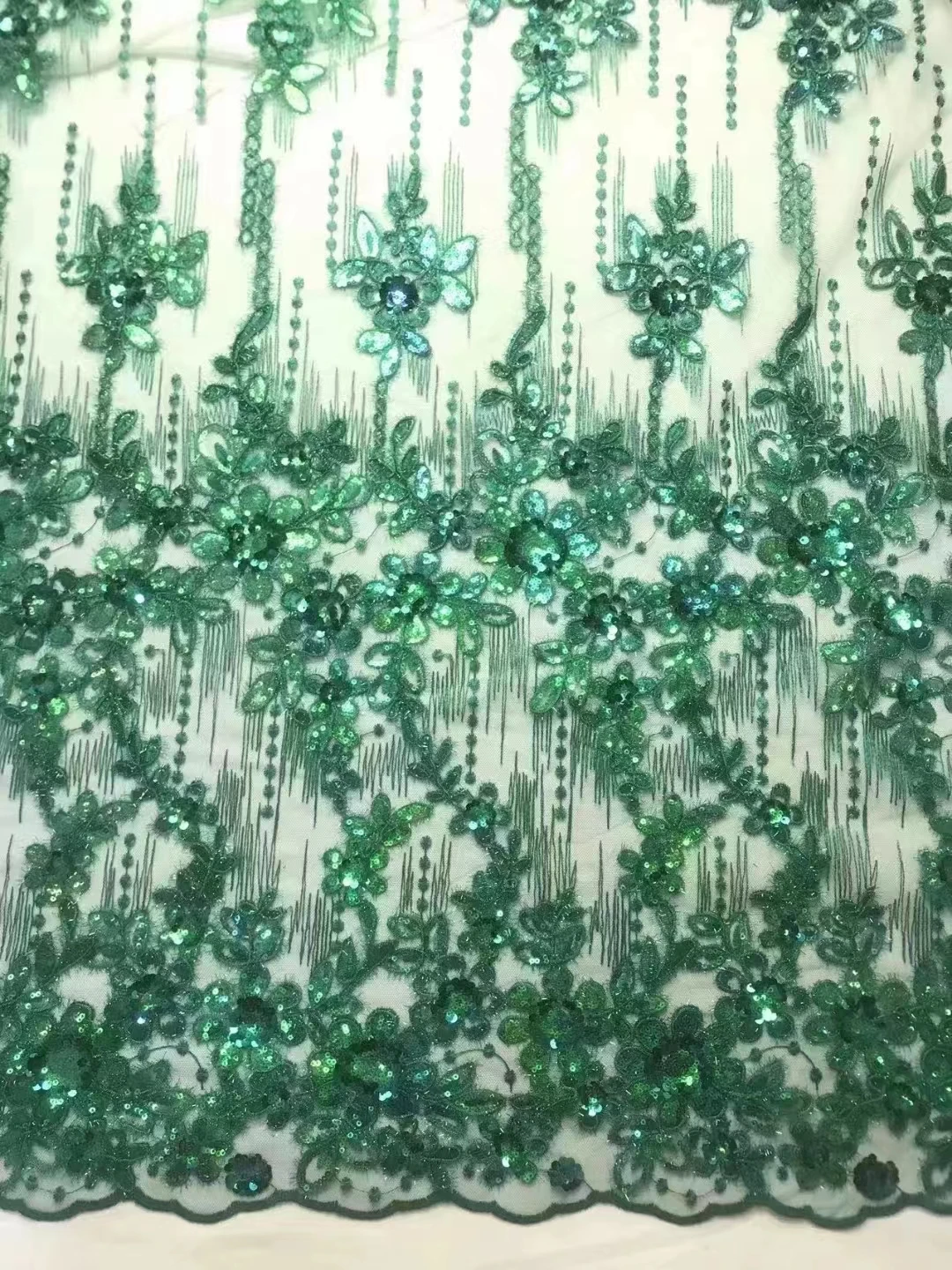 

European and American exquisite lace plant flower embroidery sequins, high-end fashion ladies stage clothing cheongsam dress