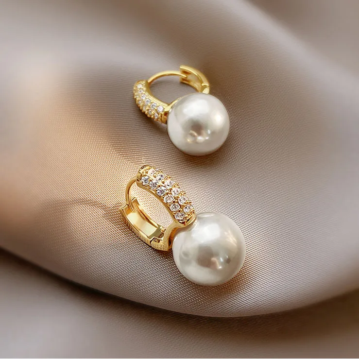 Pearl Earrings South Korea Fashion Pearl Drop Earrings Birthday Party Gift Woman Jewelry Stud Earrings