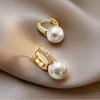 86967-2329a6.jpg Boucles d'oreilles en perles classiques simples et légères, mode sud-coréenne, cadeau de fête d'anniversaire, bijoux pour femmes, nouvelle collection 2023