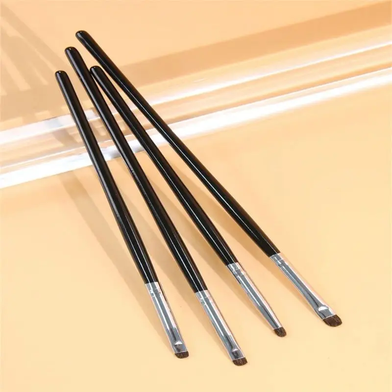 4Pcs Eye Smudge Brush, Fine Soft Makeup Tool, Eyeshadow Brush Set Eyeliner Brush For Blending Eyeshadow Eyeliner, Ideal 5