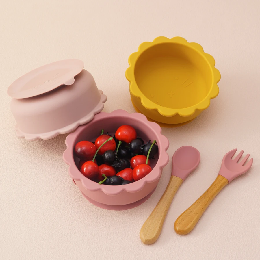 3PCS Baby Silicone Dinner Set Cartoon Lion Shape Suction Bowl Wooden Handle Spoon Fork Soft Utensils Pure Color Baby Tableware 4